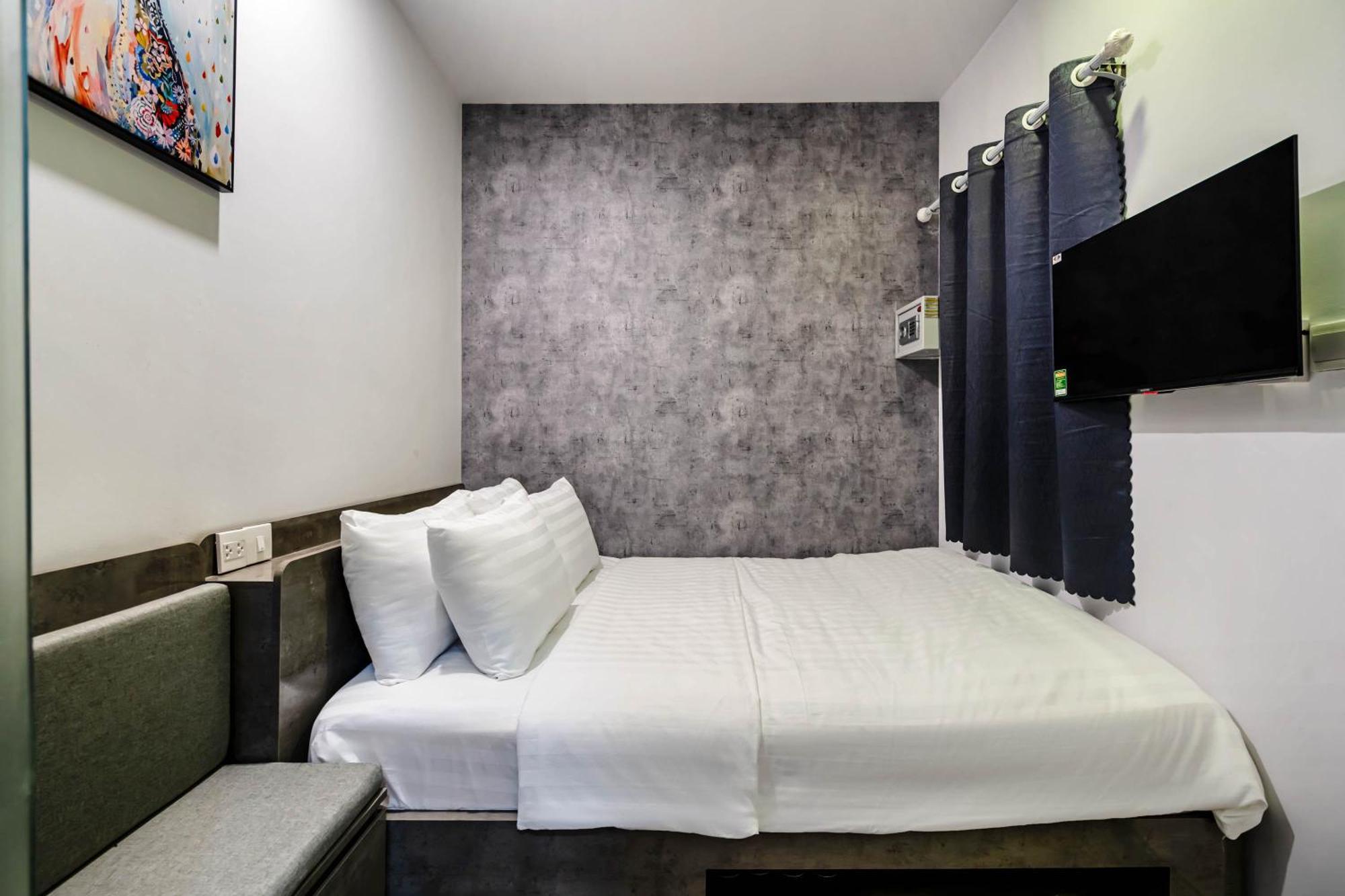Ile Parc Saigon Hotel