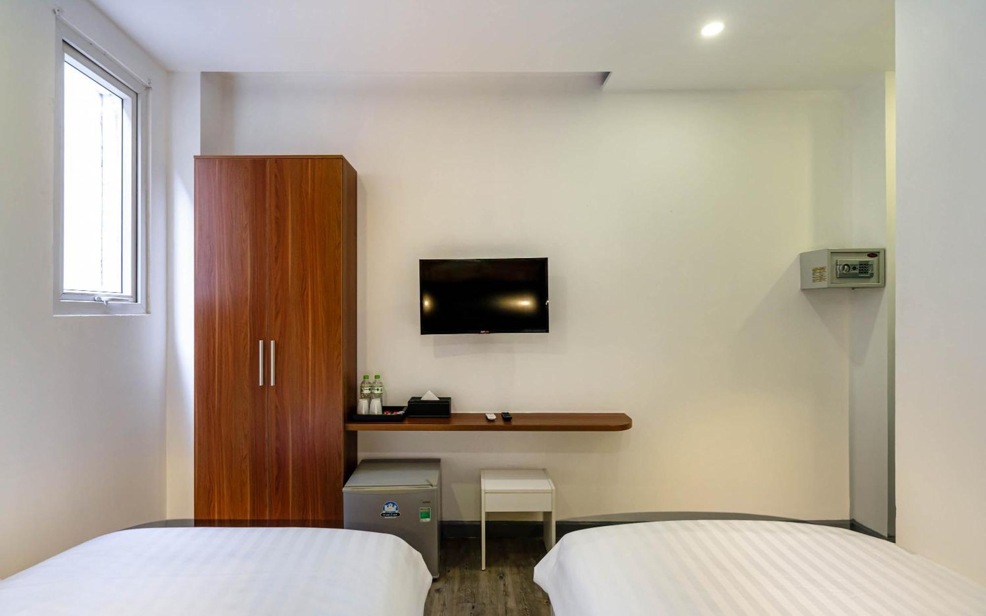 Khách sạn Ile Parc Saigon 2*