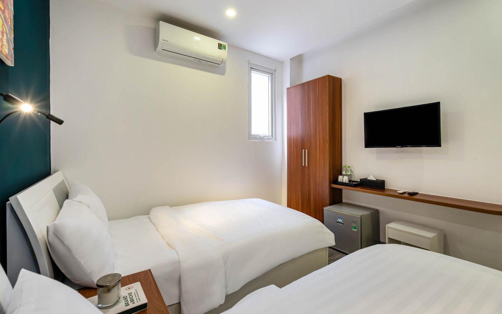 Ile Parc Saigon Khách sạn 2*